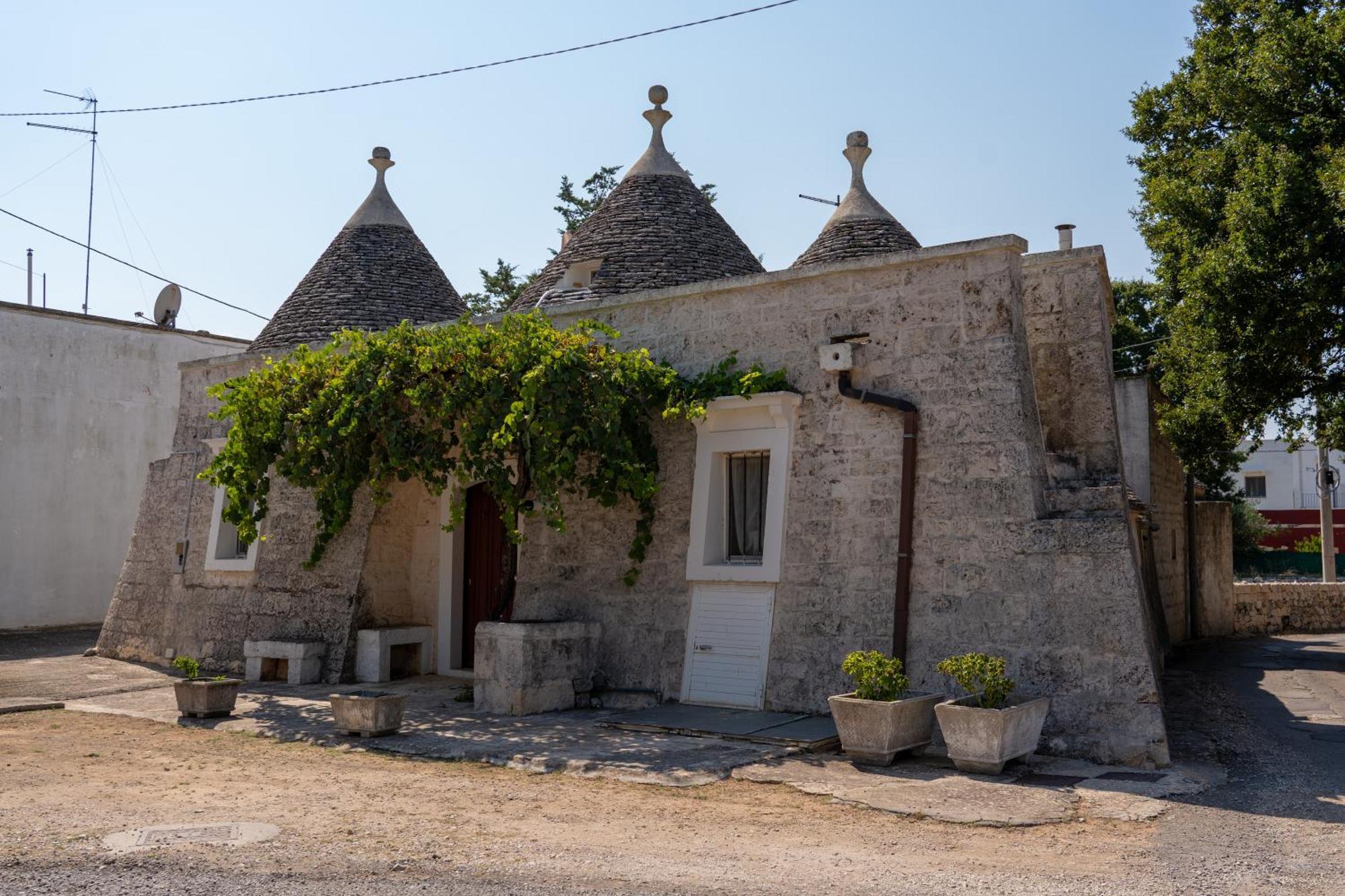Trullo Vacanze Di Cumma Rosa Альберобелло Екстер'єр фото